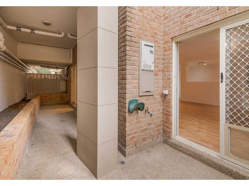 16/8-10 Range Road, North Gosford NSW 2250