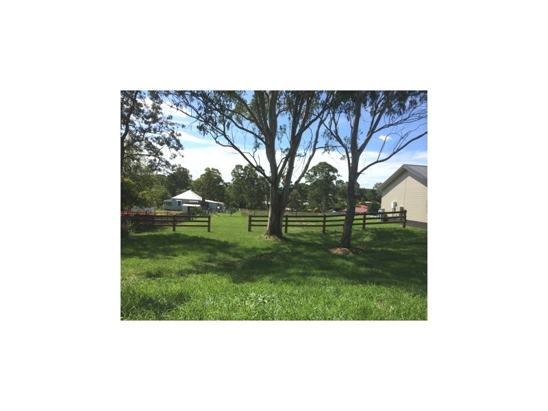 13 Nicholls Street, Stroud NSW 2425