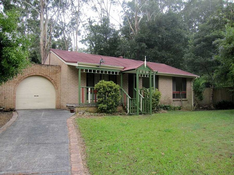17 Pangari Avenue, Wyoming NSW 2250