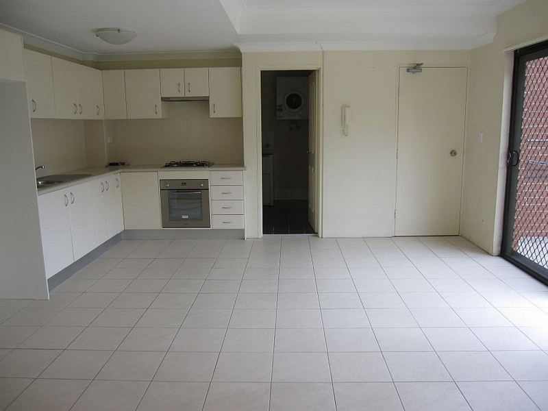 9/12 Range Road, North Gosford NSW 2250