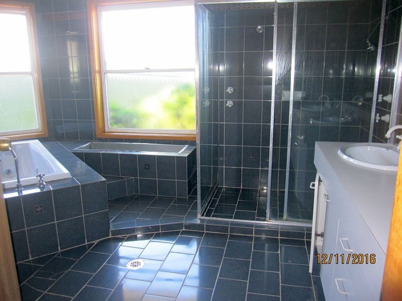 15 Glenwood Road, Narara NSW 2250