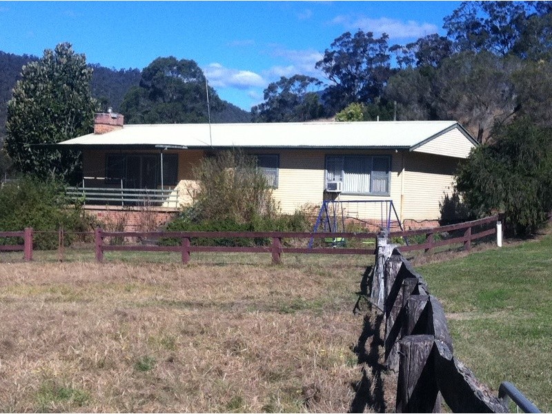 0 “McGee’s Flat” Armidale Road, Comara NSW 2440