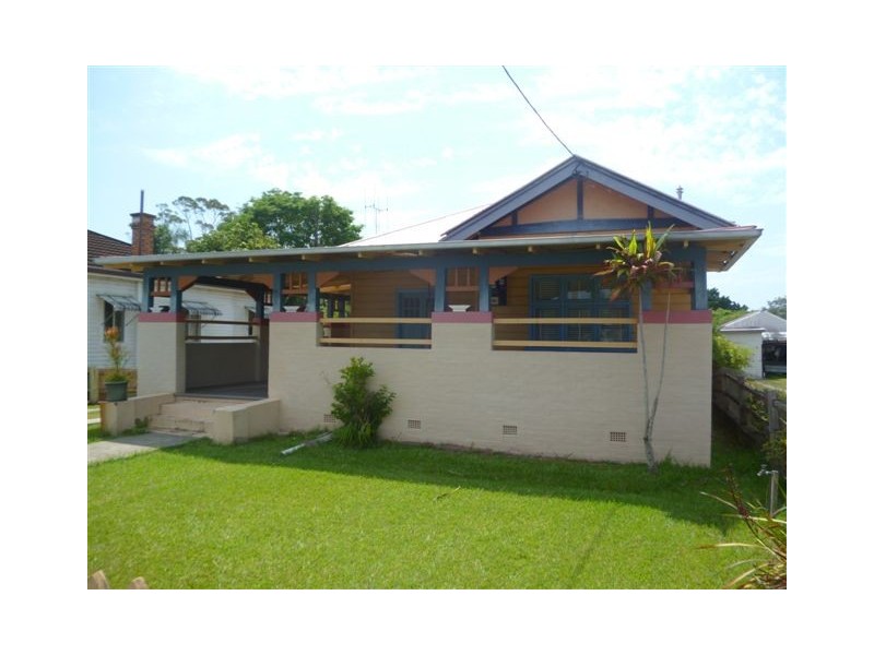 11 Gladstone Street, Kempsey NSW 2440