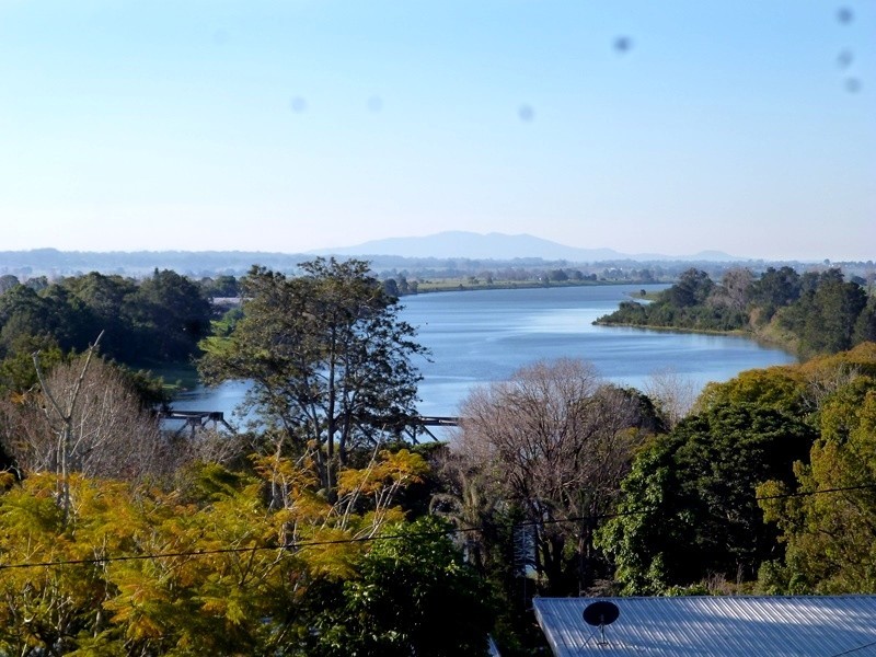 6 Gabriel Avenue, East Kempsey NSW 2440