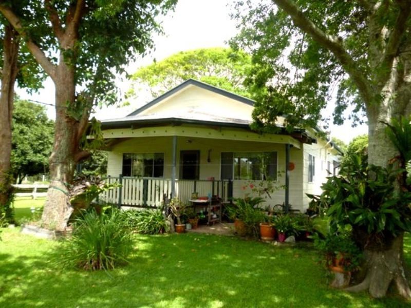 153 Right Bank Road, Belmore River NSW 2440
