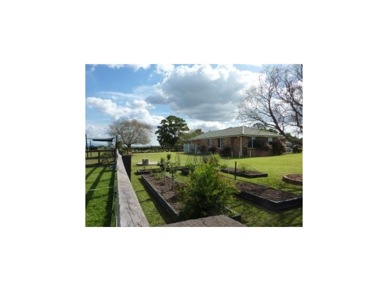 236 South West Rocks Road, Pola Creek NSW 2440