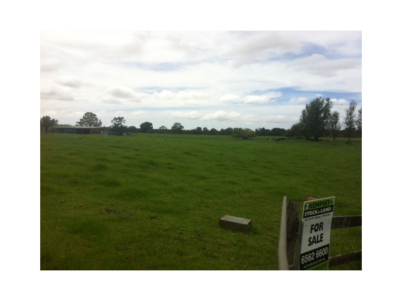 24 Warne Drive, Aldavilla NSW 2440