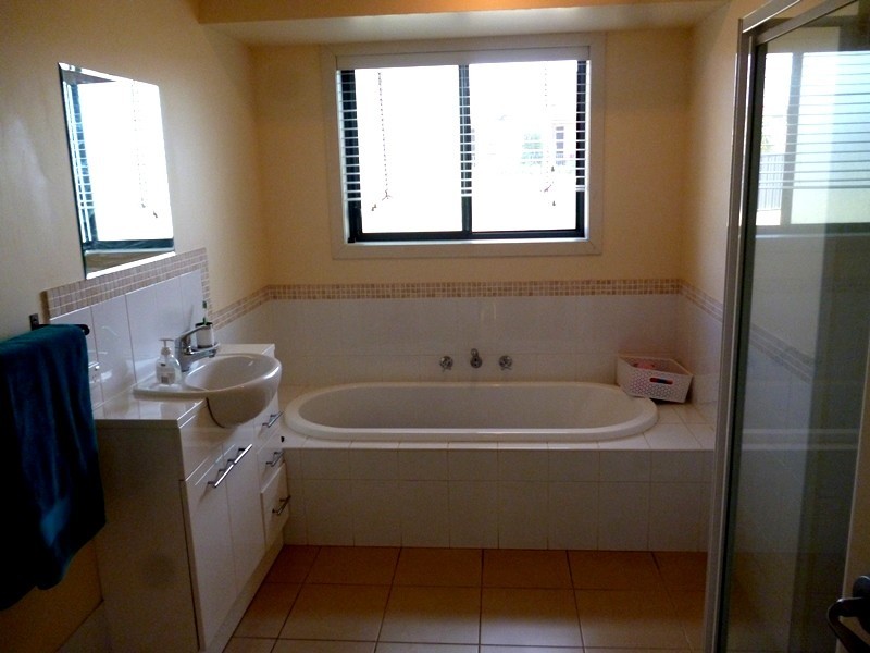 20 Yates Place, West Kempsey NSW 2440