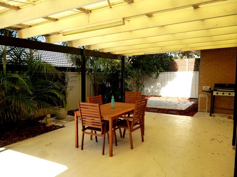 20 Yates Place, West Kempsey NSW 2440