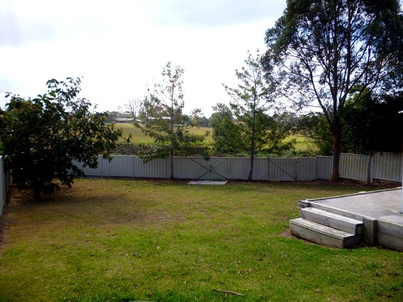 20 Yates Place, West Kempsey NSW 2440