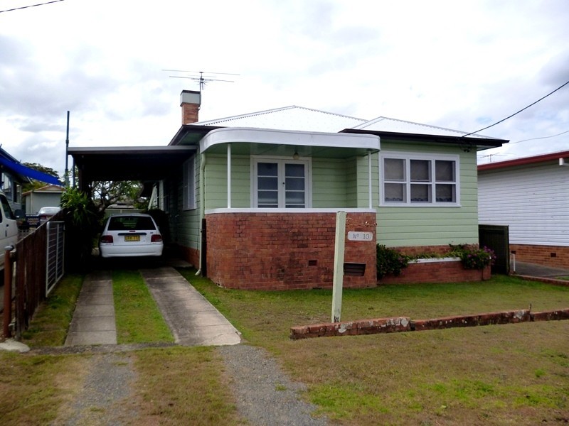 10 Cameron Street, West Kempsey NSW 2440