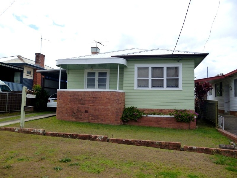 10 Cameron Street, West Kempsey NSW 2440