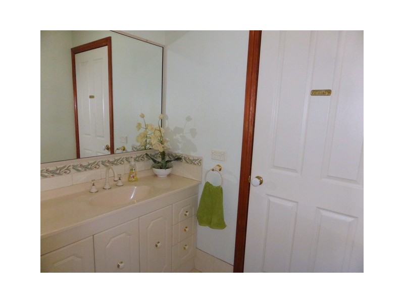 68-72 Thomas Street, Parkes NSW 2870