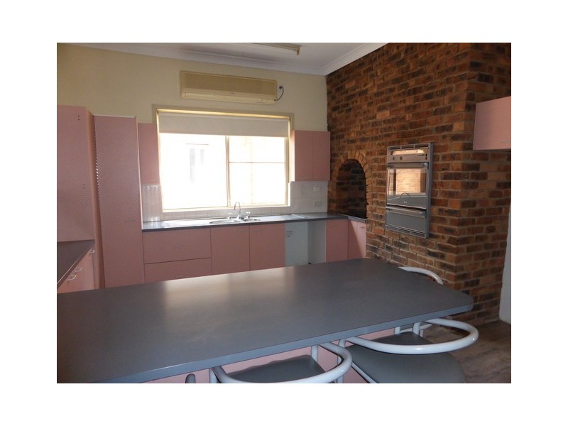 59 Victoria Street, Parkes NSW 2870