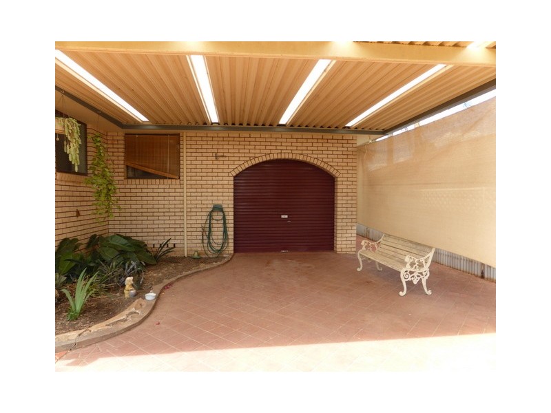 93 Victoria Street, Parkes NSW 2870