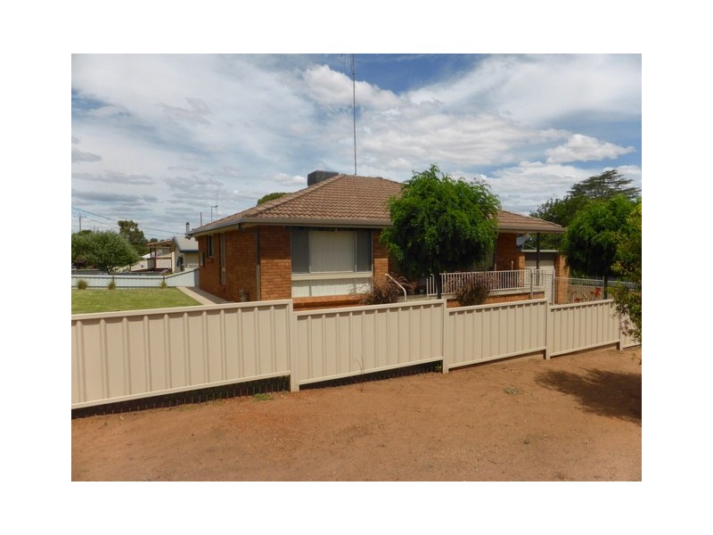 21 Dalley Street, Parkes NSW 2870