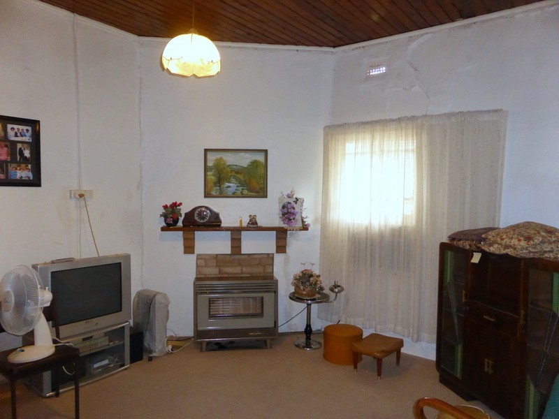 10 Bollinger Street, Parkes NSW 2870