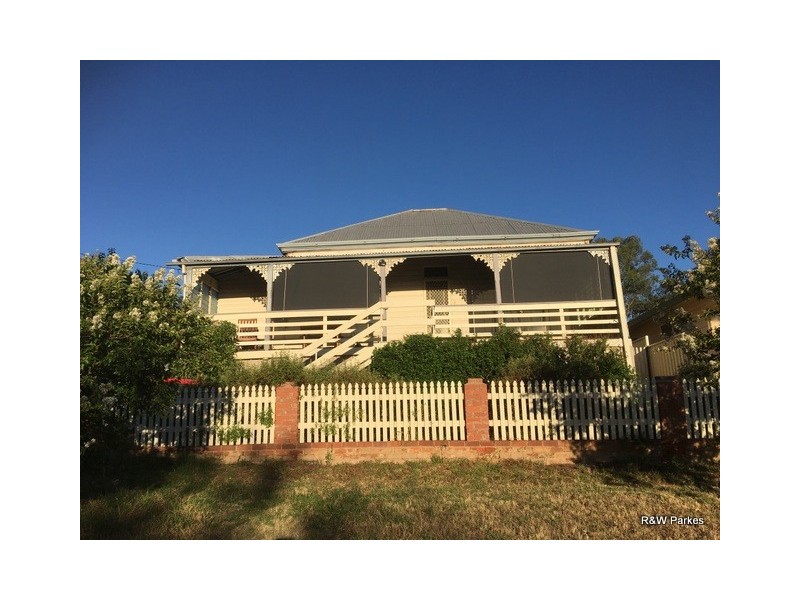 29 Hill Street, Parkes NSW 2870