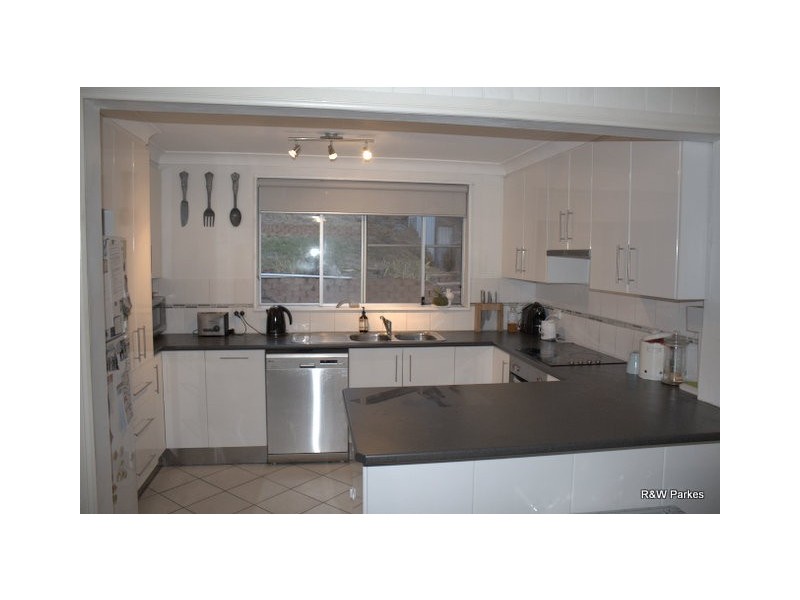 29 Hill Street, Parkes NSW 2870