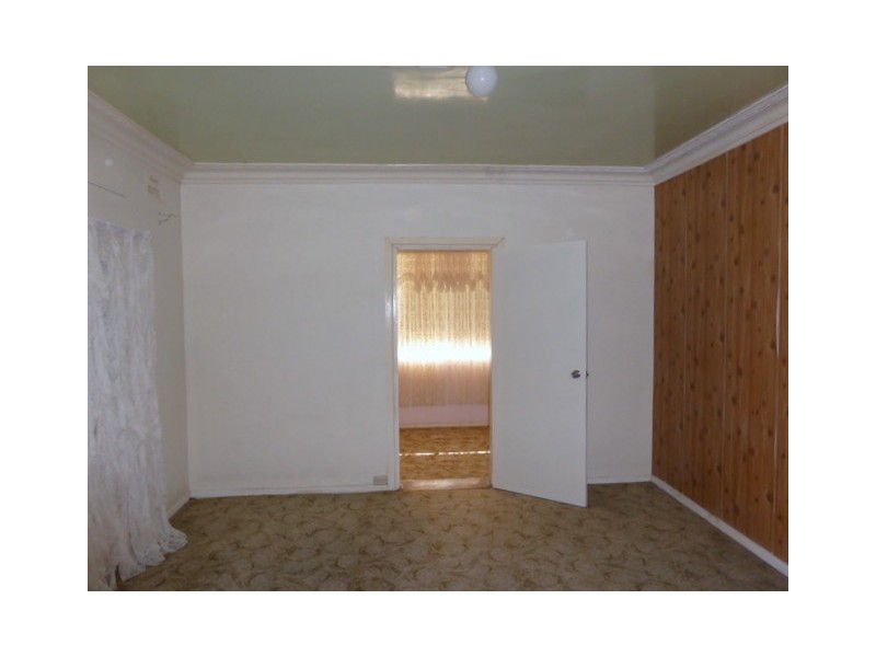11-13 Park Street, Parkes NSW 2870