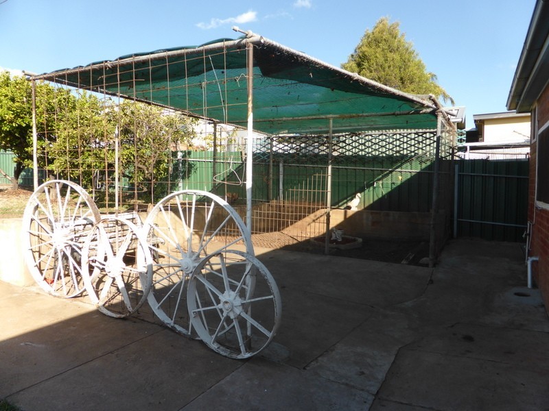 11-13 Park Street, Parkes NSW 2870