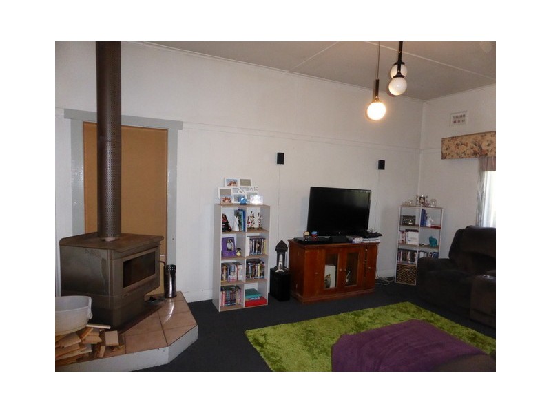 63 Bushman Street, Parkes NSW 2870