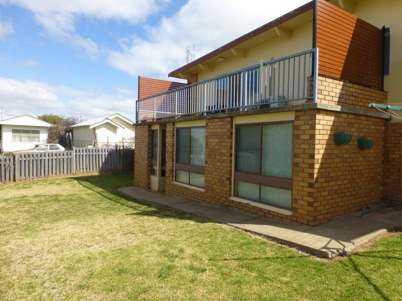 5 Lorking Street, Parkes NSW 2870