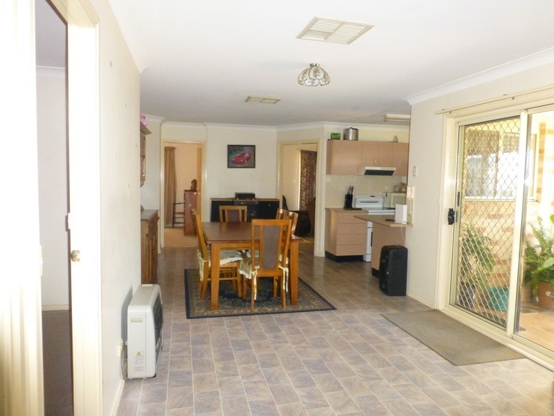 3 Guillan Place, Parkes NSW 2870