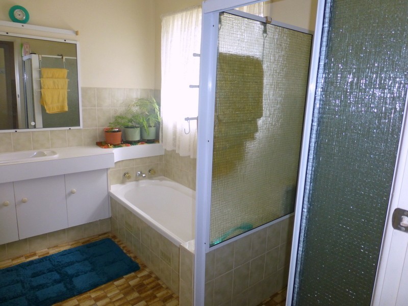 8834 Henry Parkes Way, Parkes NSW 2870
