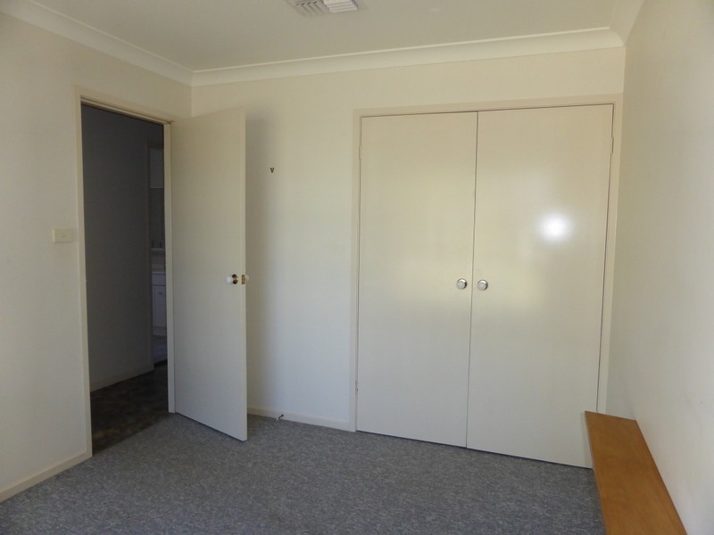 102 Dalton Street, Parkes NSW 2870