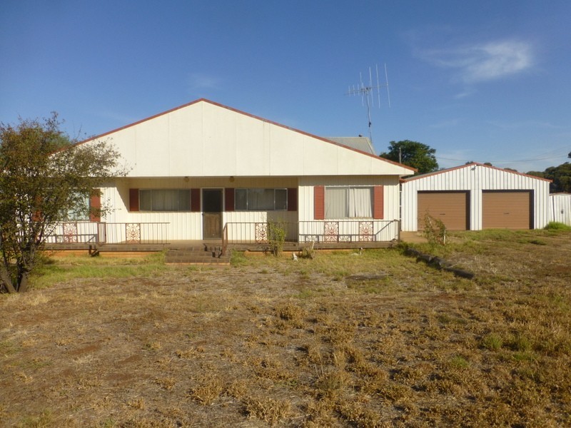 64 Bogan Street, Bogan Gate NSW 2876