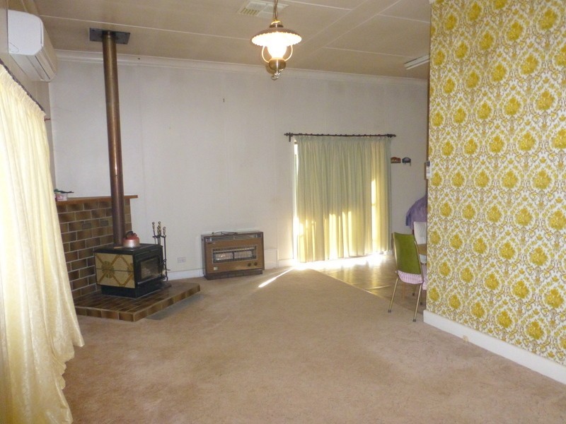 64 Bogan Street, Bogan Gate NSW 2876