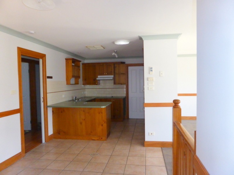 5 Christina Close, Parkes NSW 2870