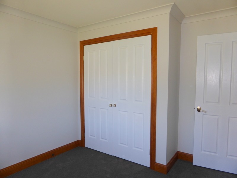 5 Christina Close, Parkes NSW 2870