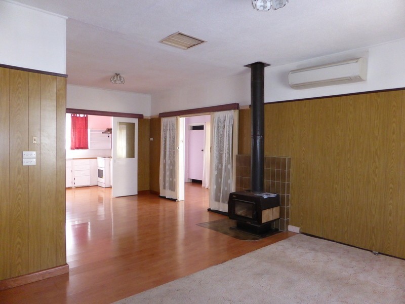 25 Pearce Street, Parkes NSW 2870
