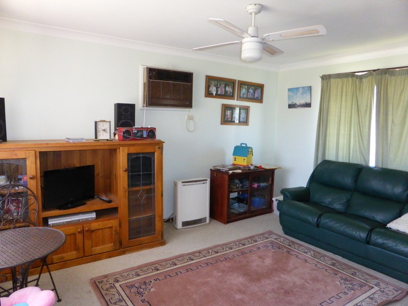 22 Middleton Street, Parkes NSW 2870