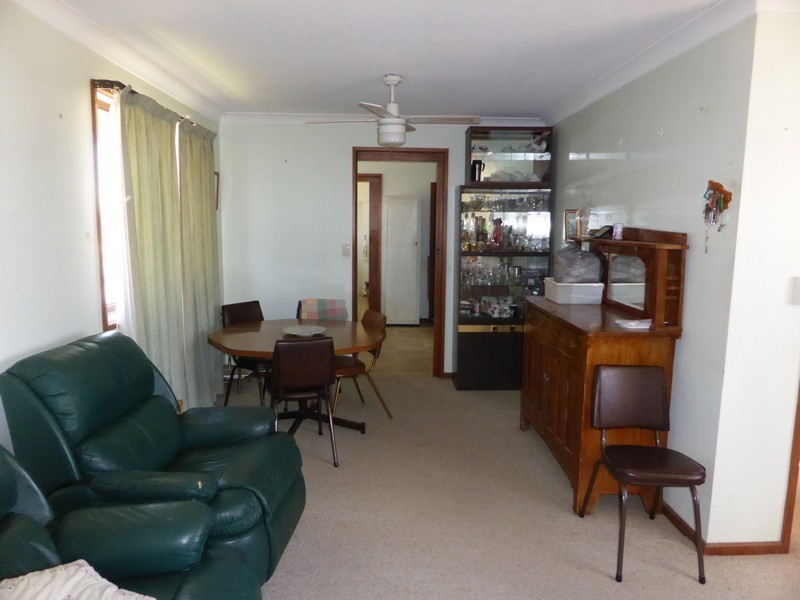 22 Middleton Street, Parkes NSW 2870