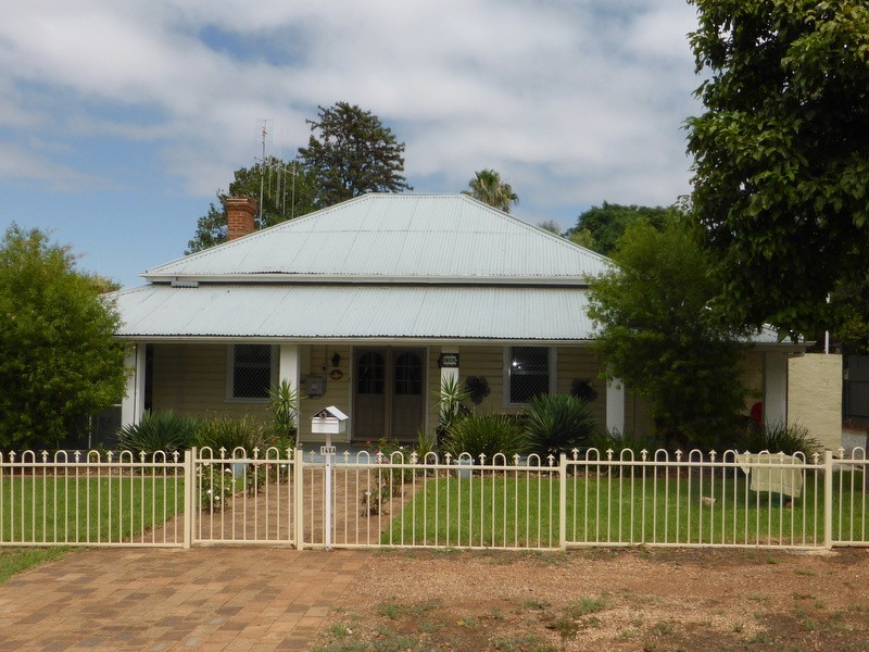 140A Currajong Street, Parkes NSW 2870