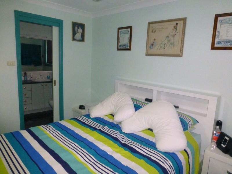 35 Glenburnie Close, Parkes NSW 2870