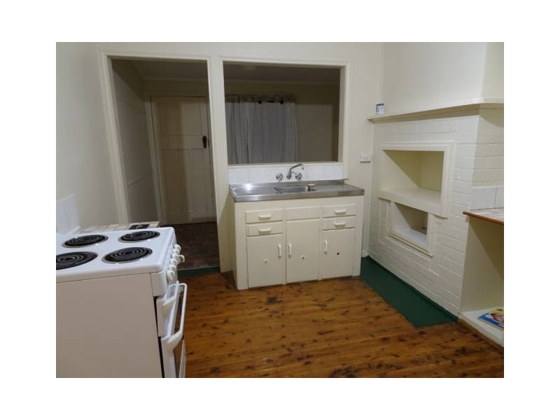 22A and B Close Street, Parkes NSW 2870