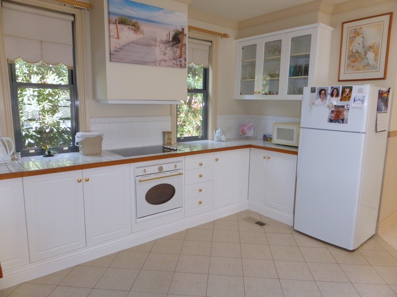 11 Close Street, Parkes NSW 2870