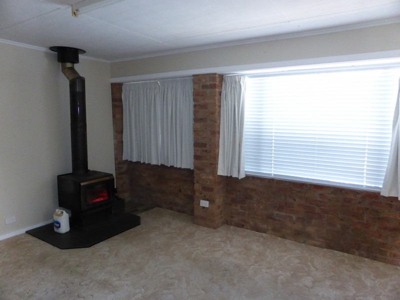 10 Glenwarrie Place, Parkes NSW 2870