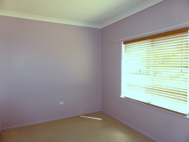 24 Thomas Street, Parkes NSW 2870