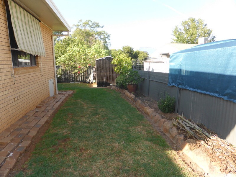 2 Alexandra Street, Parkes NSW 2870