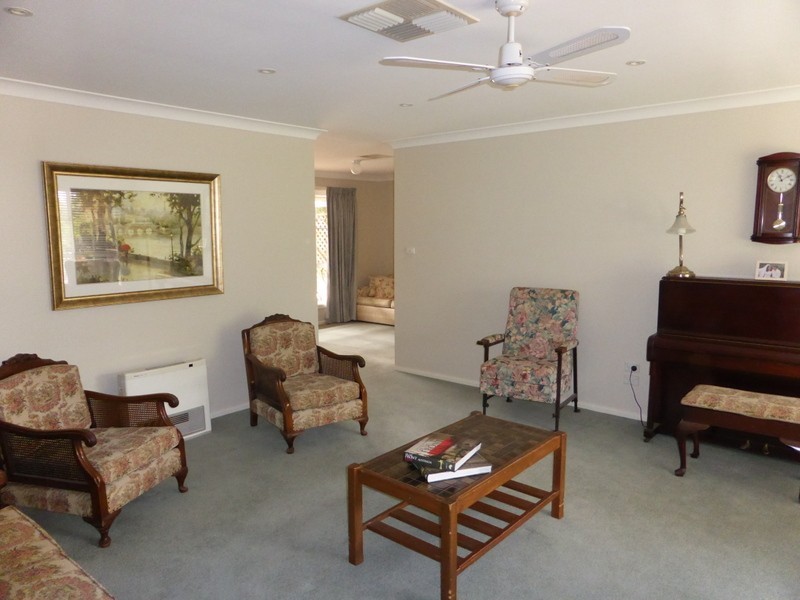 4 Danilenko Street, Parkes NSW 2870