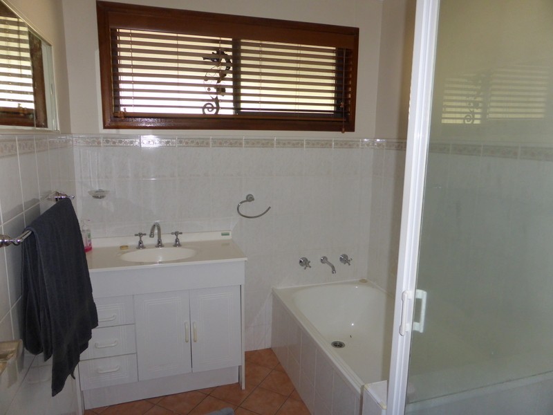 79 Woodward Street, Parkes NSW 2870