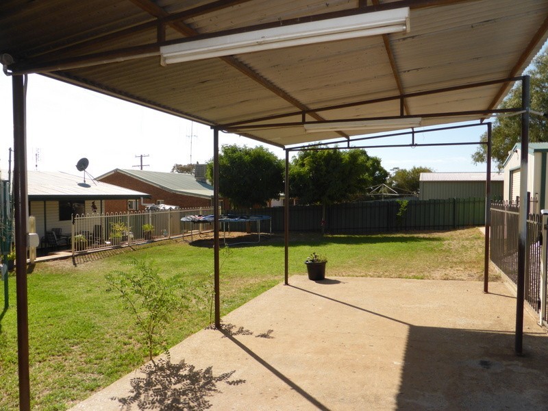 79 Woodward Street, Parkes NSW 2870