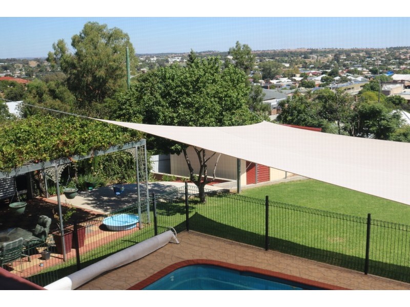 34 High Street, Parkes NSW 2870