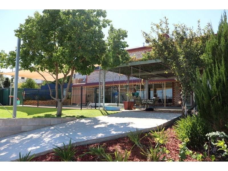 34 High Street, Parkes NSW 2870