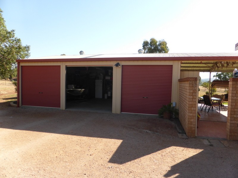 48 Field Road, Parkes NSW 2870
